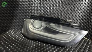 AUDİ A4 SAĞ FAR