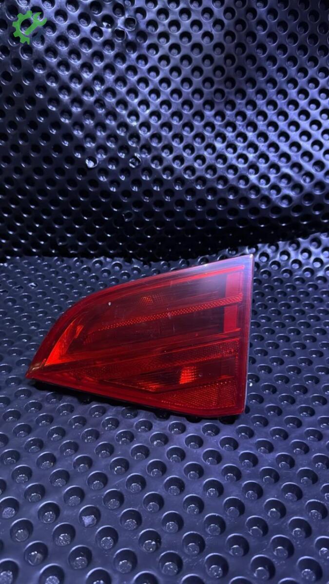 Audi A4 Sağ İç Stop çıkma parça