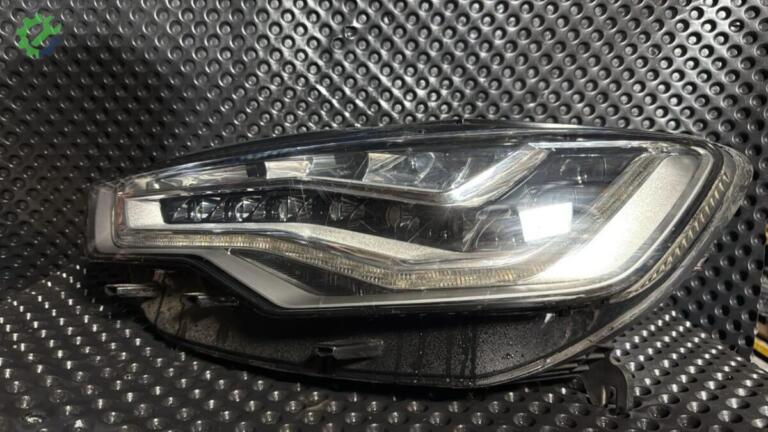 Audi A6 Far çıkma parça