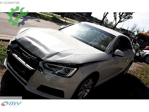 Audi A4 Sağ Arka Marşpiyel Sacı çıkma parça