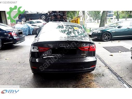 Audi A3 Sağ Çamurluk çıkma parça