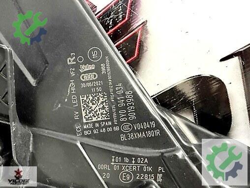 Audi A3 Sağ Ön Far 8Y0941034 çıkma parça