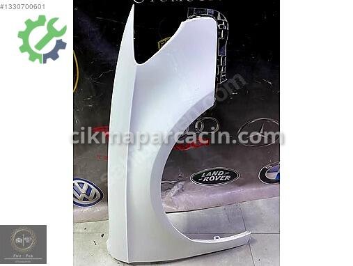 Audi A3 Sağ Çamurluk 8V0821106G çıkma parça