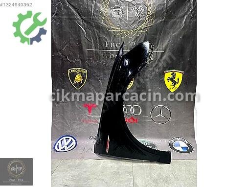 Audi A3 Sağ Çamurluk 8V5821106A çıkma parça