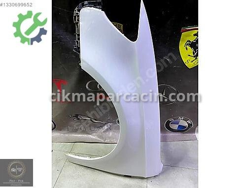 Audi A3 Sol Çamurluk 8V0821105G çıkma parça