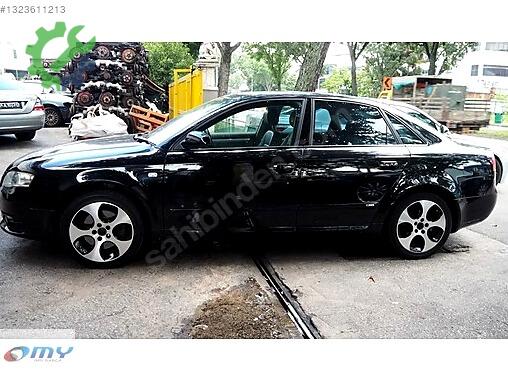 Audi A4 Sağ Çamurluk çıkma parça