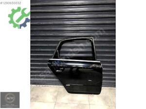 AUDİ A4 2006 SAĞ ARKA KAPI SİYAH