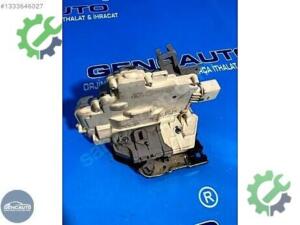 AUDİ A4 A5 Q5 KAPI KİLİDİ ARKA SÖKME ORJ 8K0839016 SAĞ