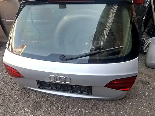 Audi A4 Bagaj Kapağı çıkma parça