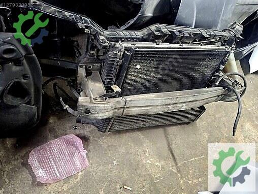 Audi A4 Komple Ön çıkma parça
