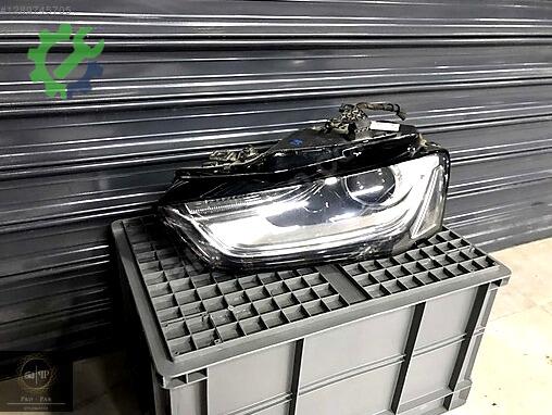Audi A4 Sol Ön Far 8K0941043C çıkma parça