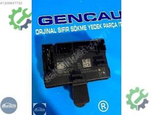 AUDİ A4 B9 KASA KAPI KONTROL ÜNİTESİ SIFIR ORJİNAL OEM 8W0959393