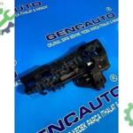 AUDİ A4 DIŞ KAPI KOLU İÇ BRAKET SÖKME ORJ 8T0837885 B SOL ARKA
