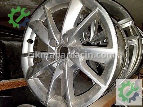Audi A4 Bakalit çıkma parça