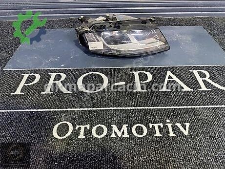 Audi A4 Sağ Ön Far çıkma parça