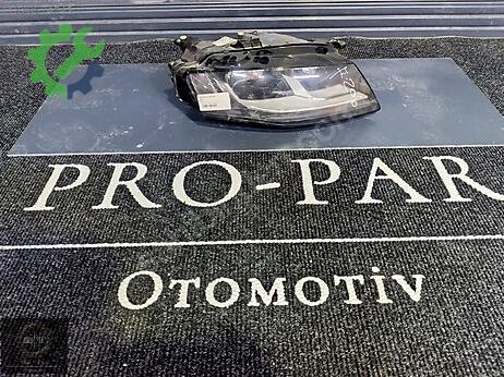 Audi A4 Sağ Ön Far çıkma parça