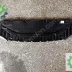 AUDİ A6 ÖN TAMPON ALT MUHAFAZA ORJINAL HATASIZ 4G0807611E
