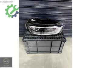 AUDİ Q3 SAĞ FAR 2012 2014