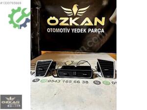 AUDİ Q5 KALORİFER HAVALANDIRMA IZGARASI 8R1820951