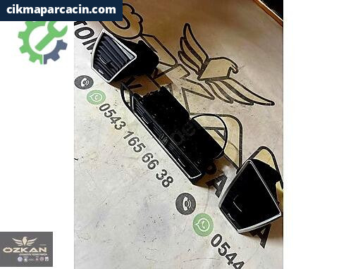 Audi Q5 Panjur 8R1820951 çıkma parça