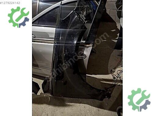 Audi Q7 Ön Çamurluk çıkma parça