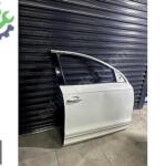AUDI Q7 SAĞ ÖN KAPI HATASIZ BEYAZ SİYAH GRİ KAHVERENGİ 4L0831051