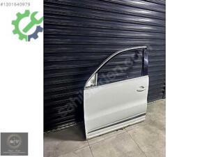 AUDI Q7 SOL ÖN KAPI BEYAZ HATASIZ ÇIKMA 4L0831051