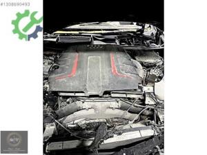 AUDİ Q8 ARKA TAKIM KOMPLE