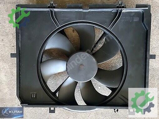 Mercedes-Benz E Fan çıkma parça