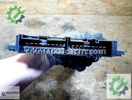 Mercedes-Benz E Beyni 0255450532 çıkma parça