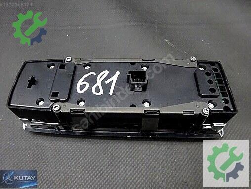 Mercedes-Benz A Kontrol Düğmeleri 1669054300 çıkma parça