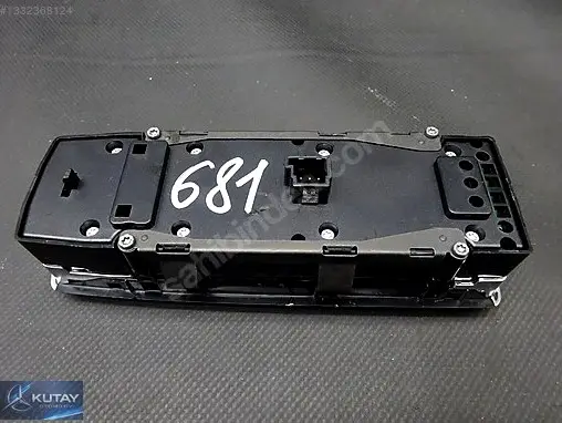 Mercedes-Benz A Kontrol Düğmeleri 1669054300 çıkma parça