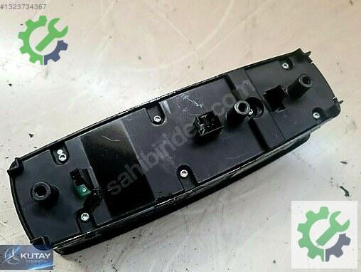 Mercedes-Benz A Cam Açma Anahtarı 1698206510 çıkma parça