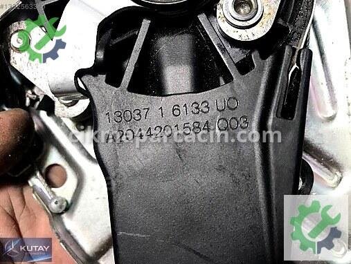 Mercedes-Benz C Pedal 2044201584 çıkma parça