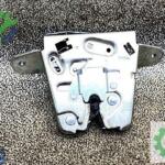 A 2047400535 Mercedes GLA W156 W204 Bagaj Kapak kilidi orjinal