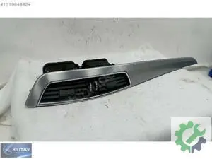 A 2048306154 Mercedes C ÖN KALORİFER IZGARASI HAVALANDIRMA
