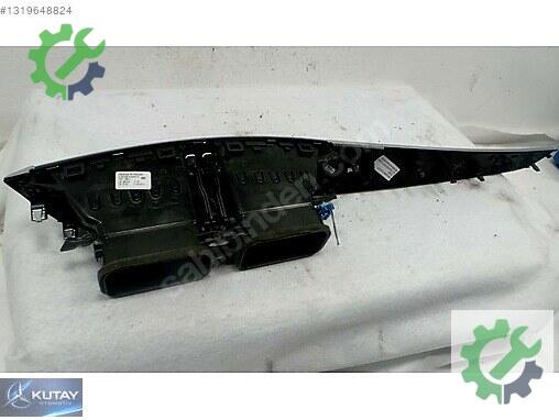 Mercedes-Benz C Ön Panjur 2048306154 çıkma parça