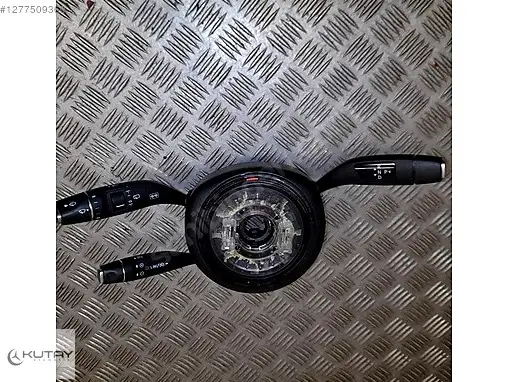 Mercedes-Benz C Sinyal Kolu 2059003711 çıkma parça