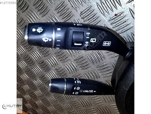Mercedes-Benz C Sinyal Kolu 2059003711 çıkma parça