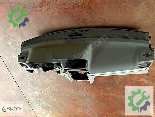 Mercedes-Benz E Ön Torpido 2076800087 çıkma parça