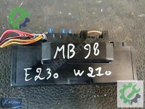 A 2105400472 Mercedes R170 W210 Röle Ünitesi Sigorta Kutusu