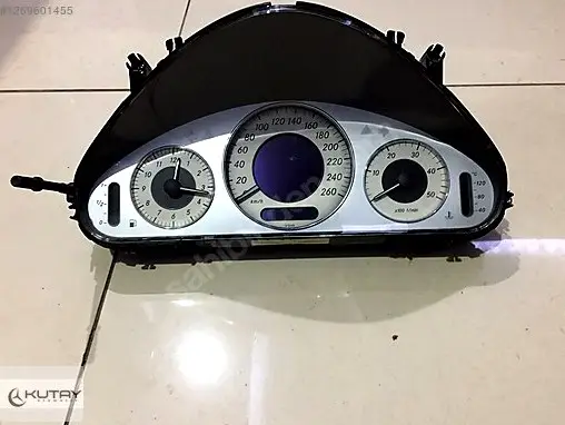 Mercedes-Benz E Gösterge Paneli 2115403547 çıkma parça