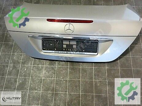 Mercedes-Benz E Bagaj Kapağı 2117500075 çıkma parça