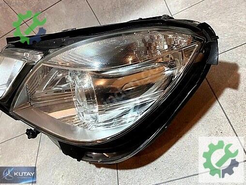 Mercedes-Benz E Sol Ön Far 2128201959 çıkma parça