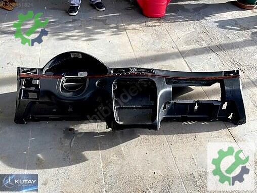 Mercedes-Benz S Torpido 2208300119 çıkma parça