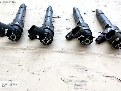 Mercedes-Benz A Enjektör 6400700787 çıkma parça