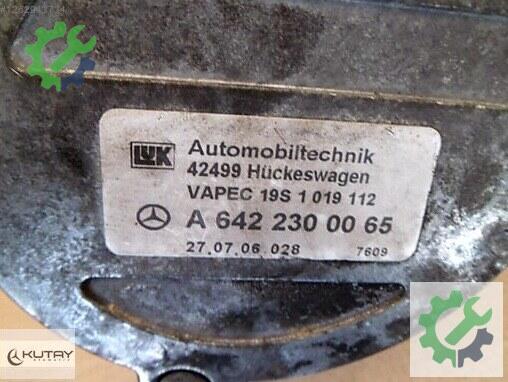 Mercedes-Benz E Vakum Pompası 6422300065 çıkma parça