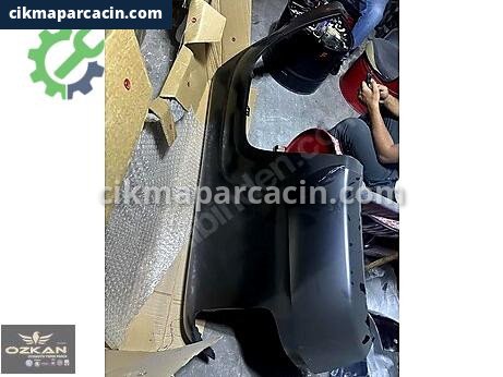 Volkswagen Amarok Arka Çamurluk çıkma parça