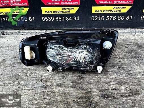 Audi A3 Sağ Ön Far 8L0941004AF çıkma parça