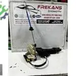 Audi A4-A5 Sağ Ön Kapı Kilidi Ve Braketi 8J1837016C/8T0837886